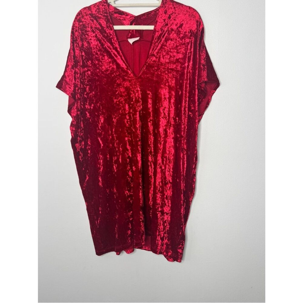 Karlie red velvet dress size medium